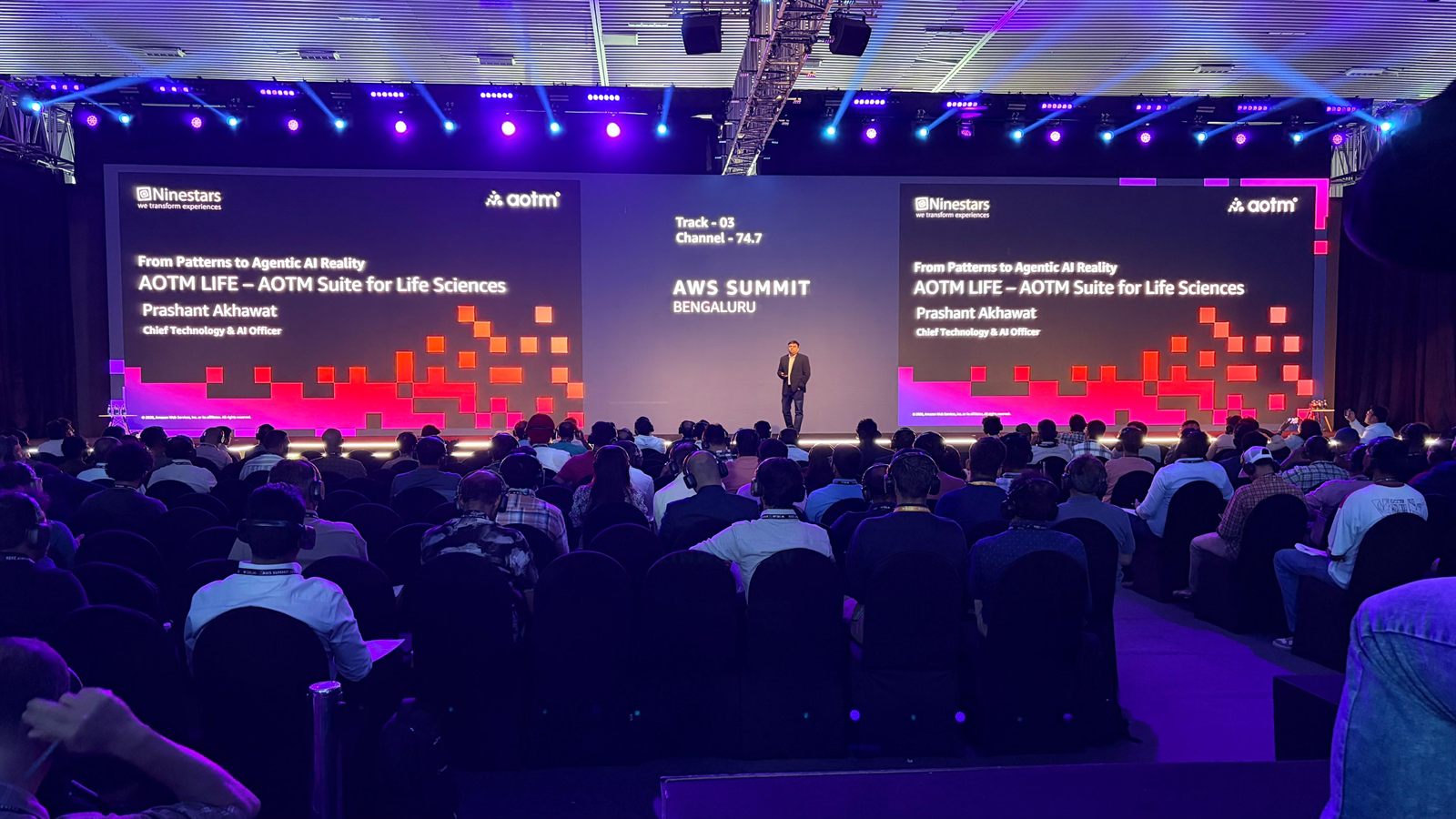 Prashant Akhawat keynoting at AWS Summit Bengaluru 2026.